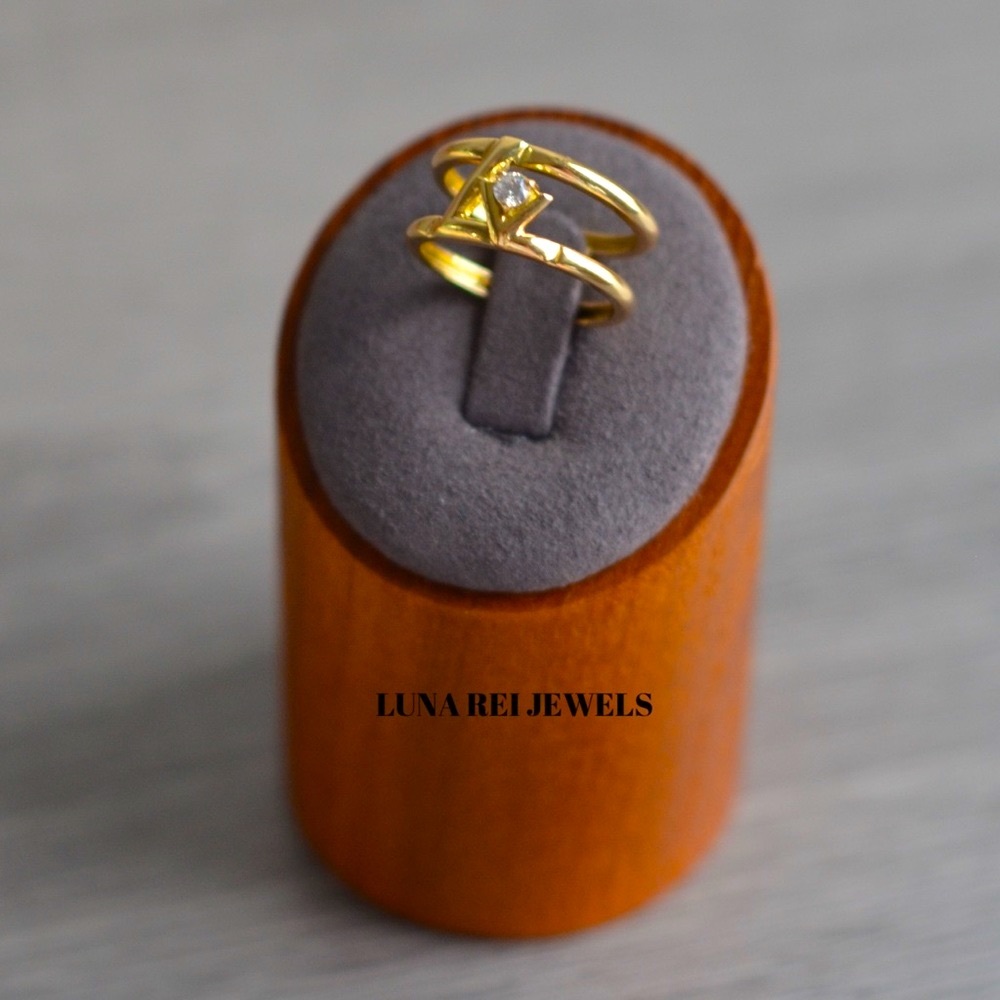 18K Pure Gold V Volt Ring